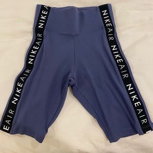 Nike Air biker shorts size xs